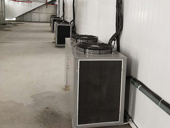 2015年9月上海國際家具博覽會上，熱之源第一代水性漆恒溫恒濕烘干設(shè)備面世